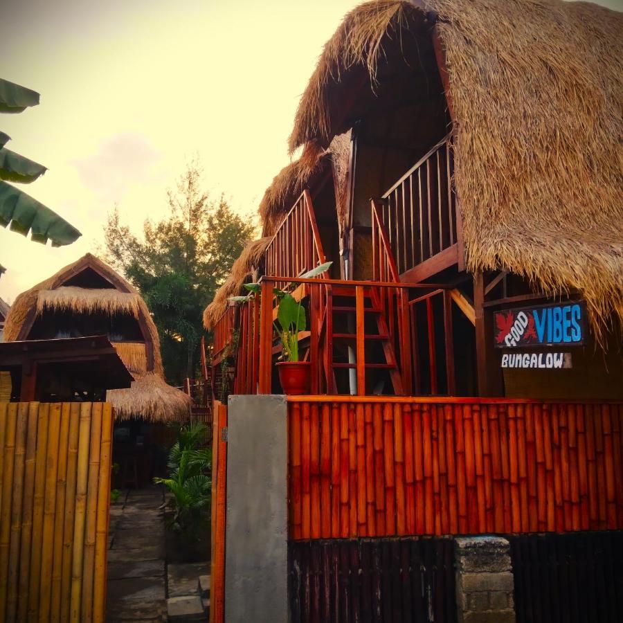 Good Vibes Bungalows Gili Trawangan Exteriör bild