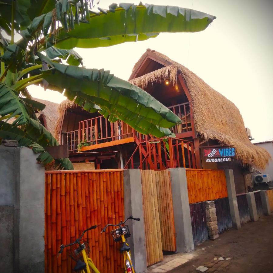 Good Vibes Bungalows Gili Trawangan Exteriör bild
