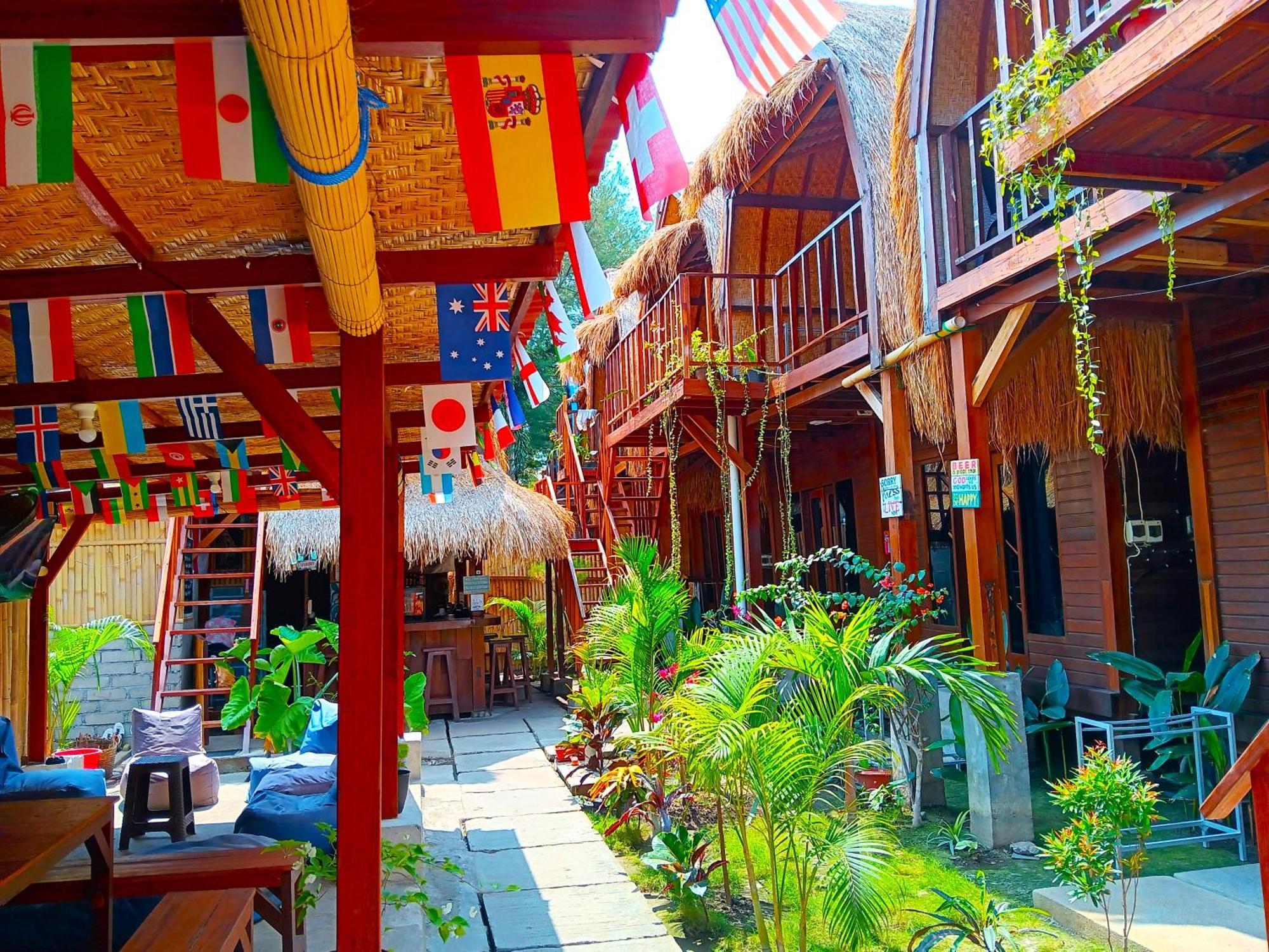 Good Vibes Bungalows Gili Trawangan Exteriör bild
