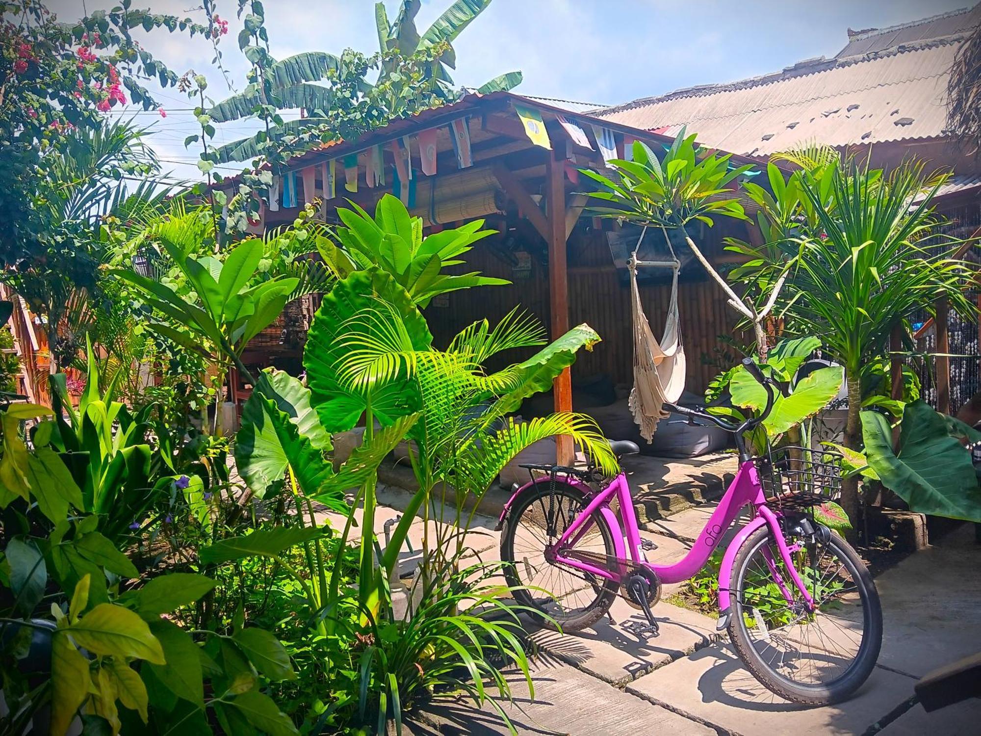 Good Vibes Bungalows Gili Trawangan Exteriör bild