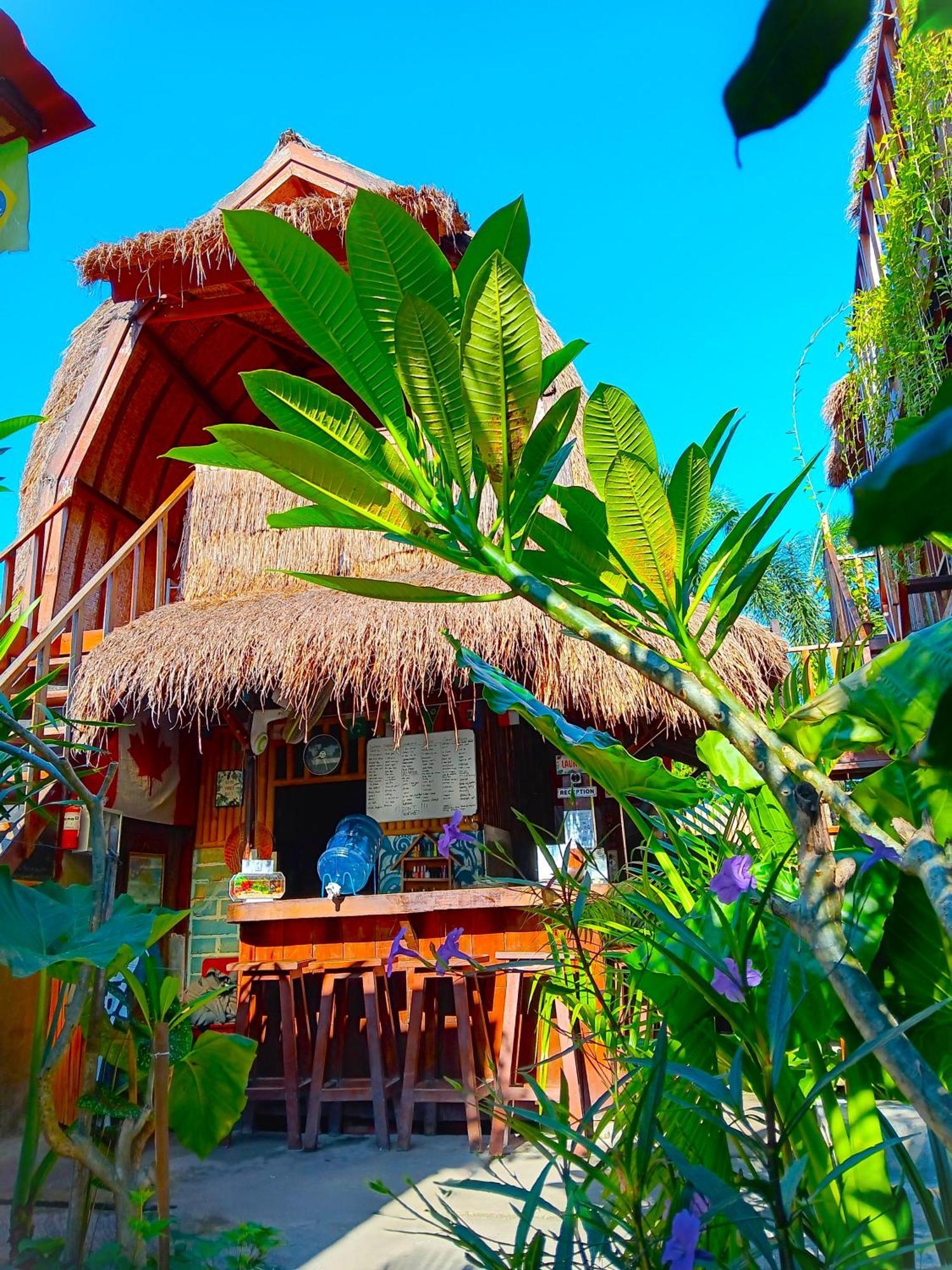 Good Vibes Bungalows Gili Trawangan Exteriör bild