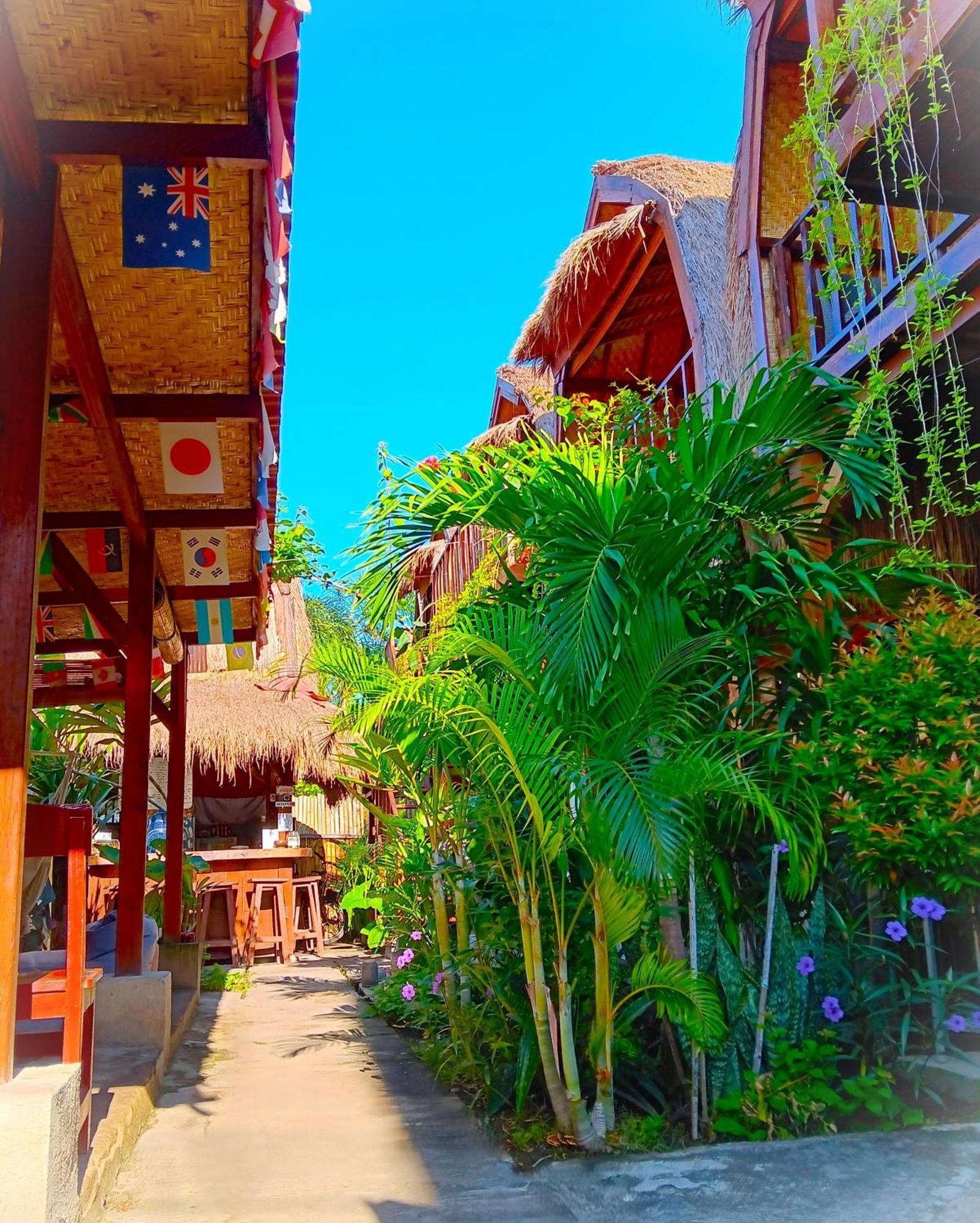 Good Vibes Bungalows Gili Trawangan Exteriör bild